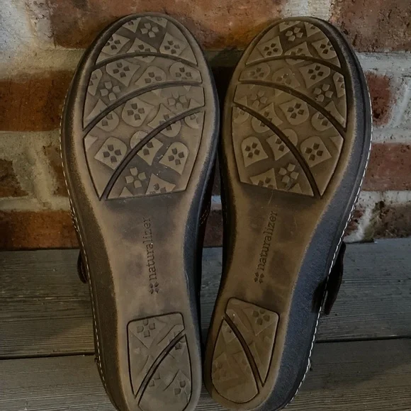 Naturalizer Shoes - Picture 6 of 6
